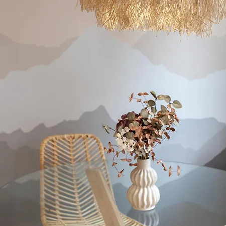 Stylish Flat Self Check-in & Netflix Leopoli