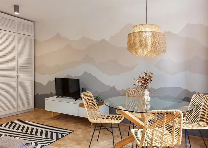 Stylish Flat Self Check-in & Netflix * Leópolis