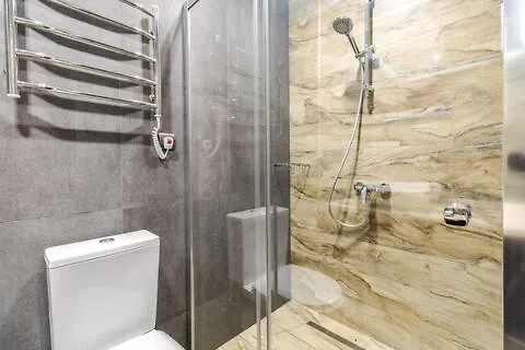 Stylish Flat Self Check-in & Netflix